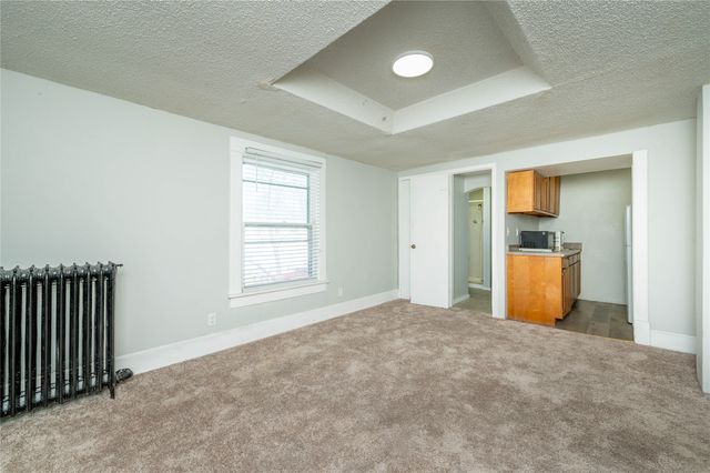 1077 27th Street, Des Moines, IA 50311