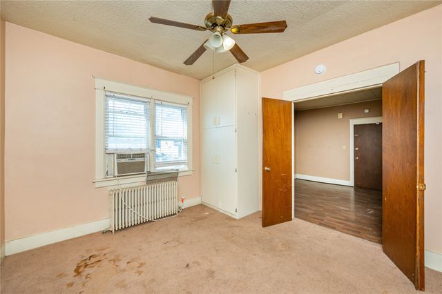 1077 27th Street, Des Moines, IA 50311