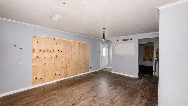 10527 Cayuga Drive, Dallas, TX 75228