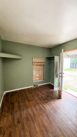10527 Cayuga Drive, Dallas, TX 75228