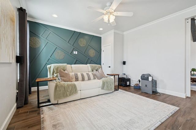 6800 Jay Crest Drive, Edmond, OK 73034