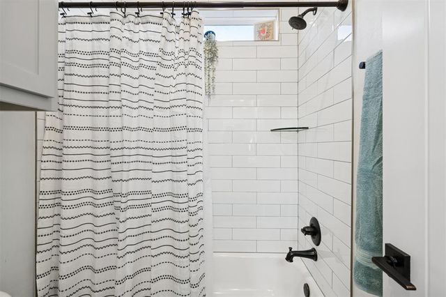 6800 Jay Crest Drive, Edmond, OK 73034