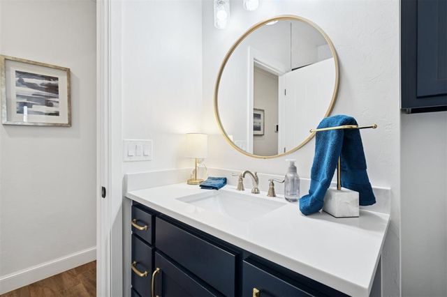 6800 Jay Crest Drive, Edmond, OK 73034