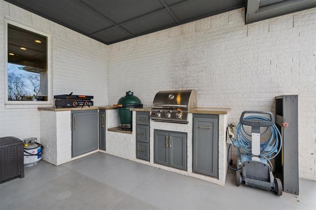 6800 Jay Crest Drive, Edmond, OK 73034