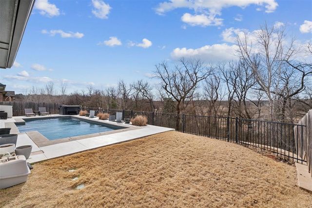 6800 Jay Crest Drive, Edmond, OK 73034