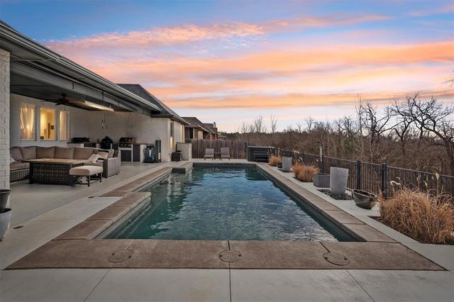 6800 Jay Crest Drive, Edmond, OK 73034