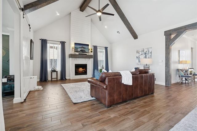 6800 Jay Crest Drive, Edmond, OK 73034