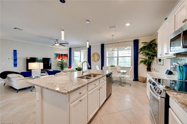 3697 Hampton CIR, Alva, FL 33920