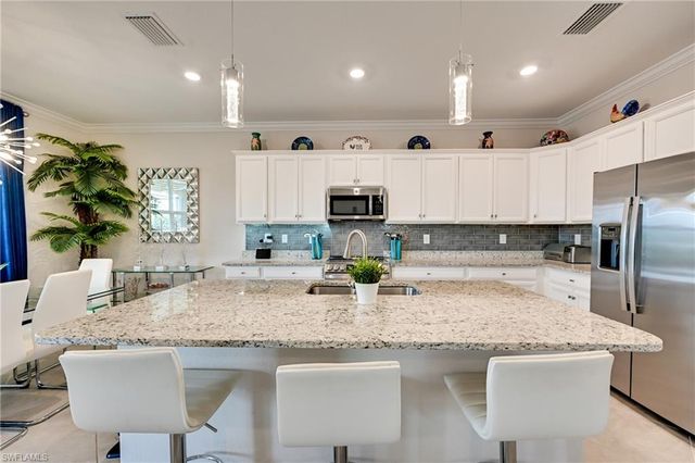 3697 Hampton CIR, Alva, FL 33920