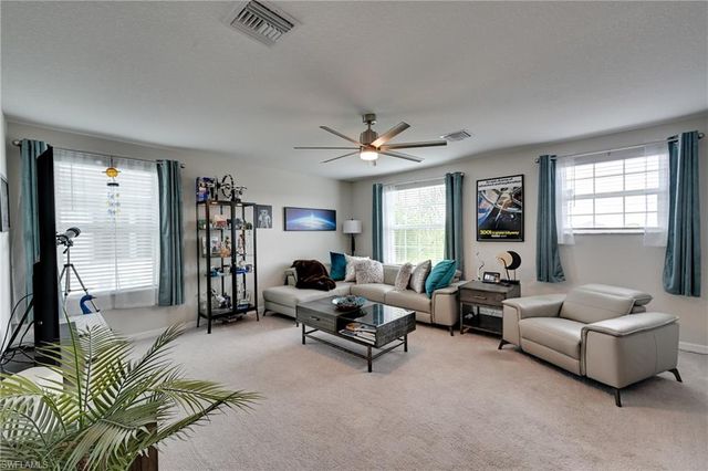 3697 Hampton CIR, Alva, FL 33920