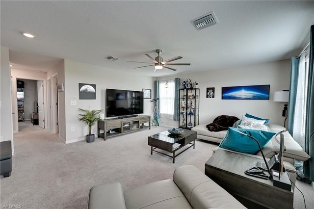 3697 Hampton CIR, Alva, FL 33920