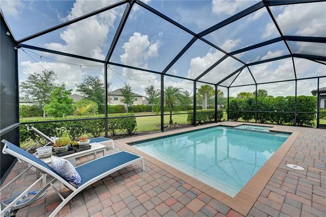 3697 Hampton CIR, Alva, FL 33920