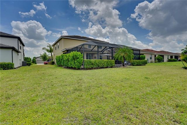 3697 Hampton CIR, Alva, FL 33920