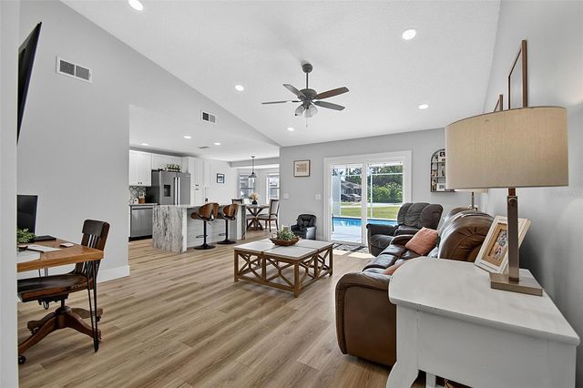 1 ROUND TREE DRIVE, Palm Coast, FL 32164