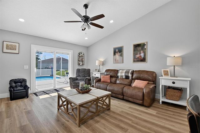 1 ROUND TREE DRIVE, Palm Coast, FL 32164