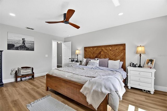 1 ROUND TREE DRIVE, Palm Coast, FL 32164