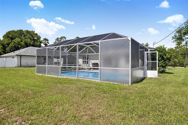1 ROUND TREE DRIVE, Palm Coast, FL 32164