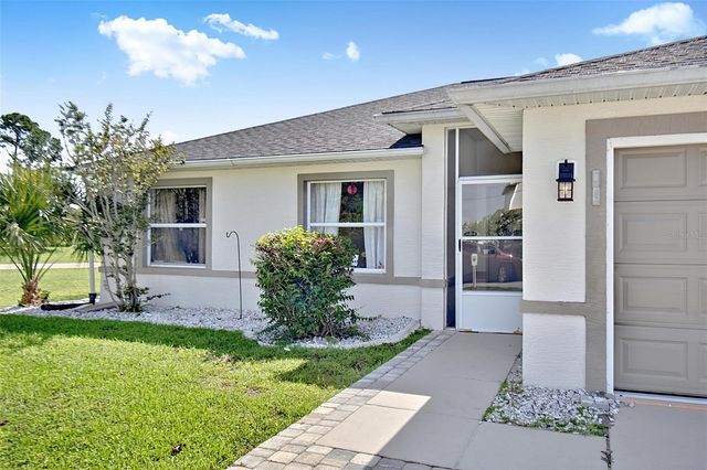 1 ROUND TREE DRIVE, Palm Coast, FL 32164