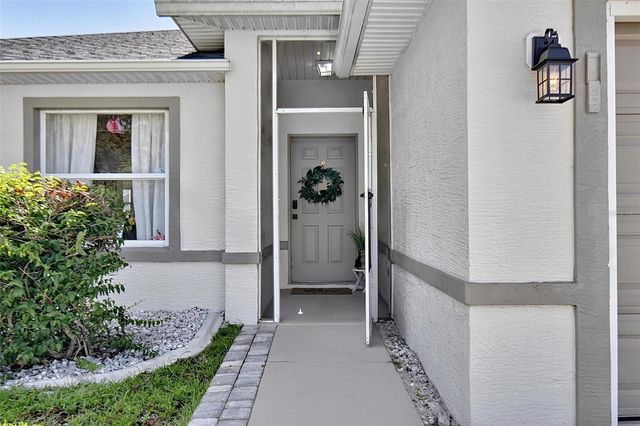 1 ROUND TREE DRIVE, Palm Coast, FL 32164
