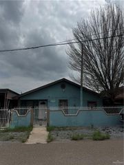195 Naranjo Avenue, Roma, TX 78584