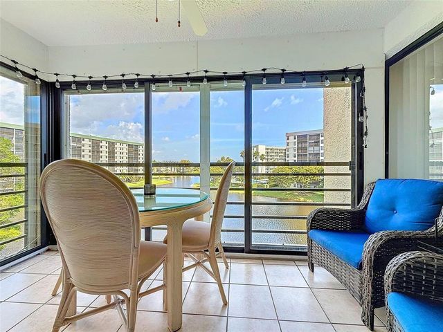 2309 S Cypress Bend Drive 515, Pompano Beach, FL 33069