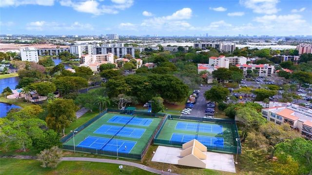 2309 S Cypress Bend Drive 515, Pompano Beach, FL 33069