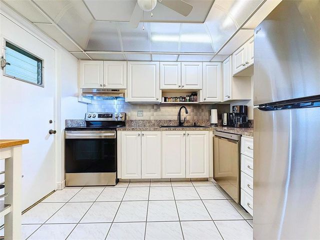 2309 S Cypress Bend Drive 515, Pompano Beach, FL 33069