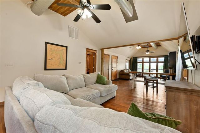 92 Z Street, Lake Lotawana, MO 64086