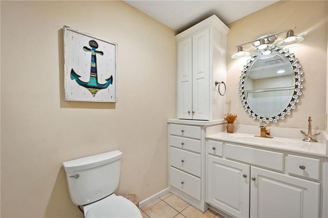 92 Z Street, Lake Lotawana, MO 64086
