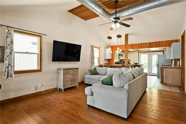 92 Z Street, Lake Lotawana, MO 64086