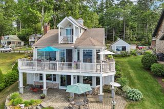 78 Belknap Point Road, Gilford, NH 03249
