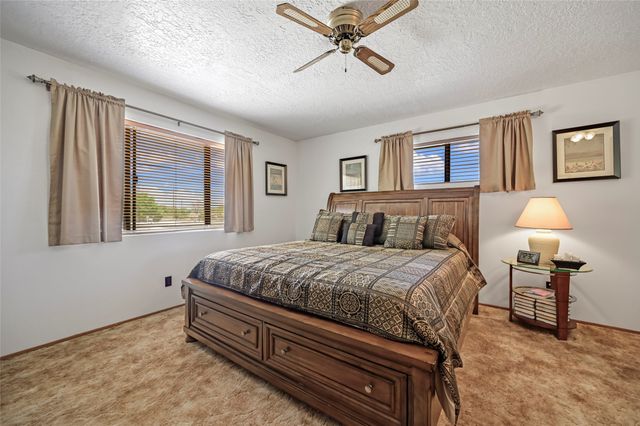 1307 Camino Sierra Vista, Santa Fe, NM 87505