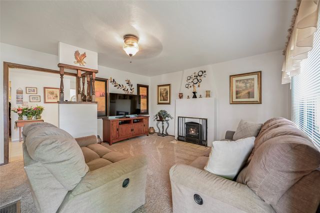 1307 Camino Sierra Vista, Santa Fe, NM 87505