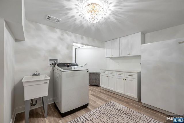 110 Ackerman Avenue, Ho-ho-kus, NJ 07423
