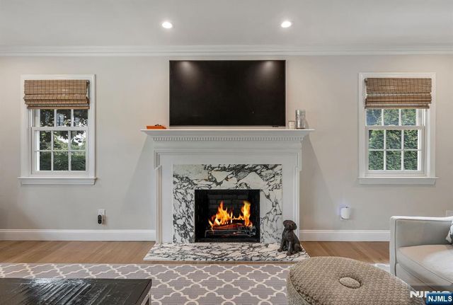 110 Ackerman Avenue, Ho-ho-kus, NJ 07423