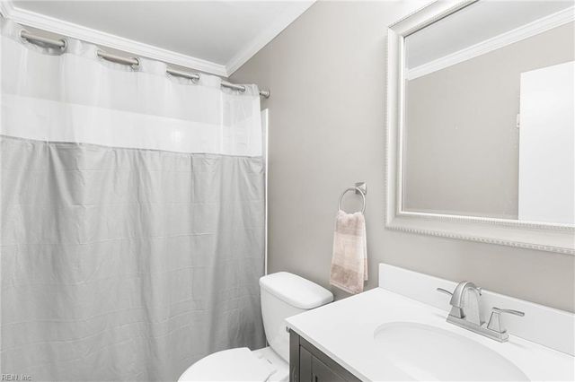 812 Gloss ST, Chesapeake, VA 23322