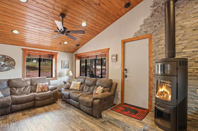 4986 N OLD SPRUCE Drive, Pine, AZ 85544