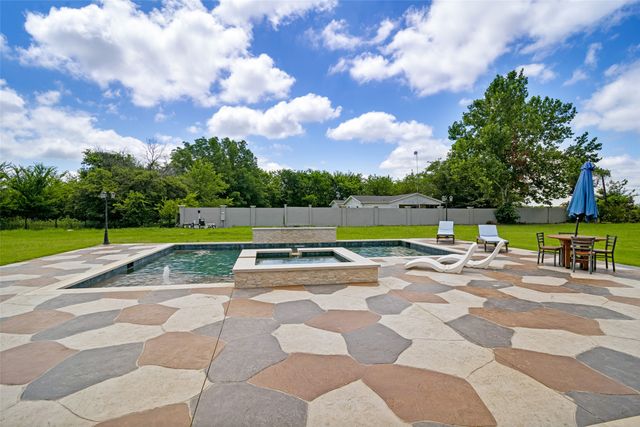 1020 Kingsbridge Lane, Mclendon Chisholm, TX 75032