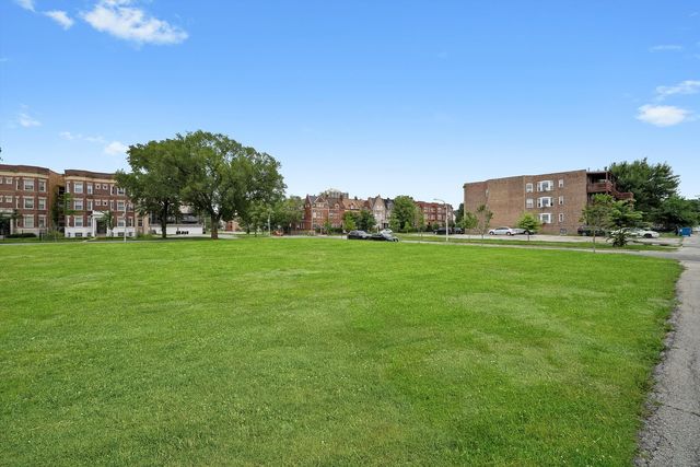 1451 E Marquette Road, Chicago, IL 60637