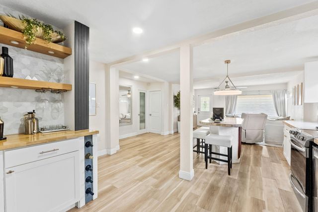 829 NE 17th Street, Fort Lauderdale, FL 33305