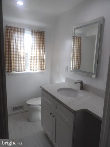 7603 OAK LANE RD, Cheltenham, PA 19012