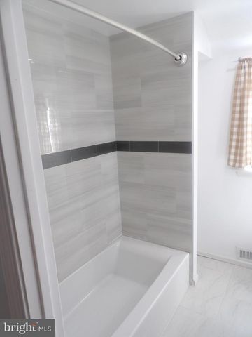 7603 OAK LANE RD, Cheltenham, PA 19012