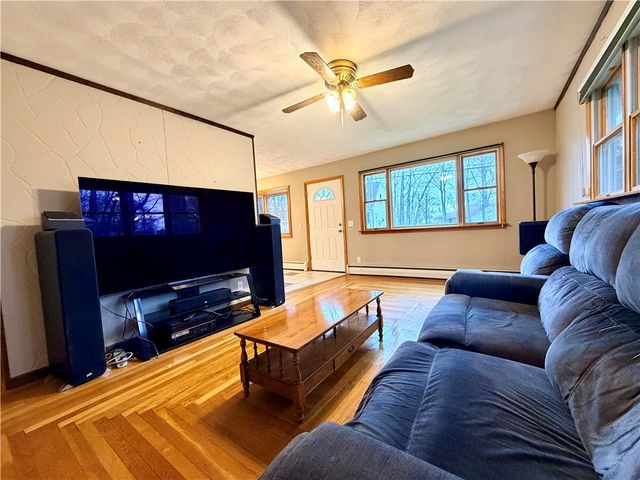 49 Williams Street, Lincoln, RI 02865