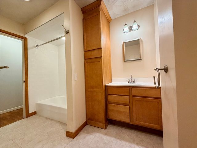 49 Williams Street, Lincoln, RI 02865