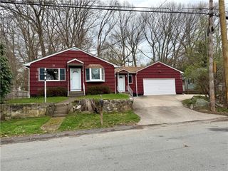 49 Williams Street, Lincoln, RI 02865