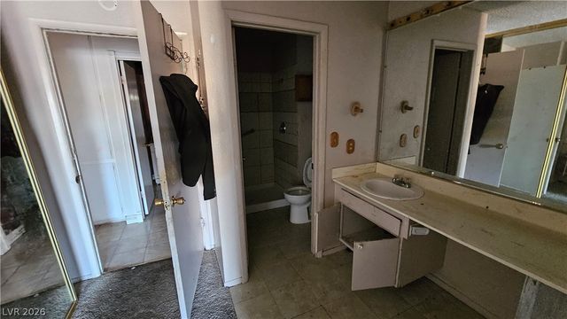 6777 Ledgewood Drive, Las Vegas, NV 89103