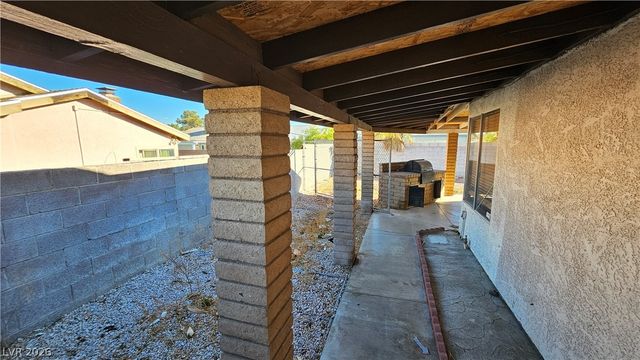 6777 Ledgewood Drive, Las Vegas, NV 89103