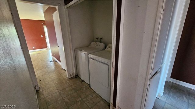 6777 Ledgewood Drive, Las Vegas, NV 89103