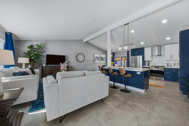 1820 E Park Drive, Palm Springs, CA 92262