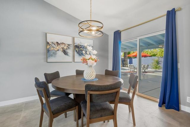 1820 E Park Drive, Palm Springs, CA 92262